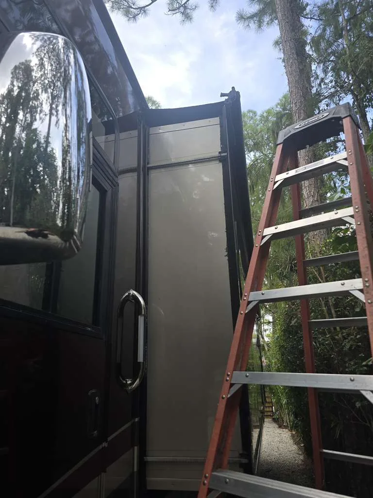 RV Slide-Out Repair service at a Kissimmee campground near Fort Wilderness