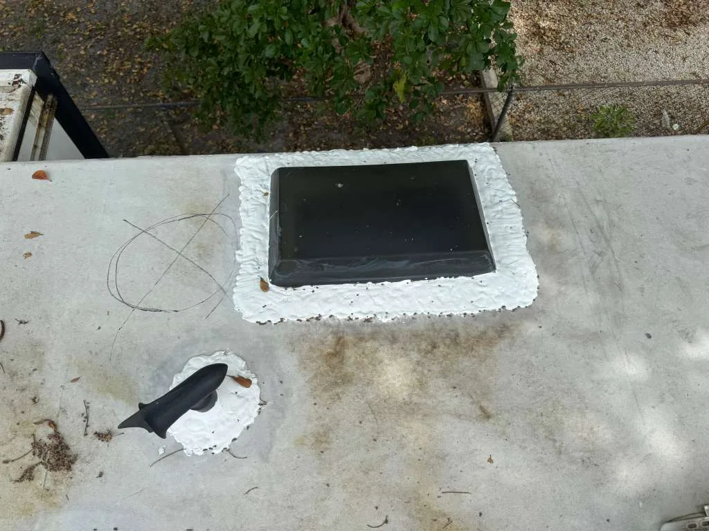 RV roof repair and lap sealant resealing in Kissimmee Osceola County