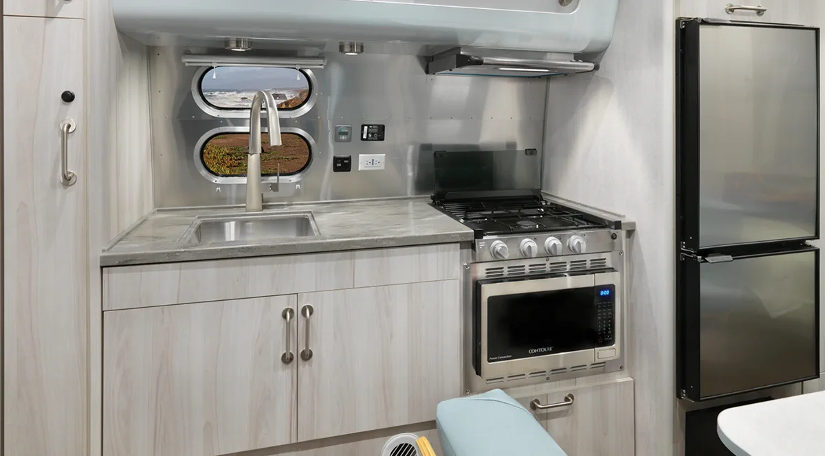 RV Fridge Not Cooling Kissimmee in Kissimmee FL